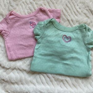 Two pack short-sleeved onesies - BUNDLE ME!